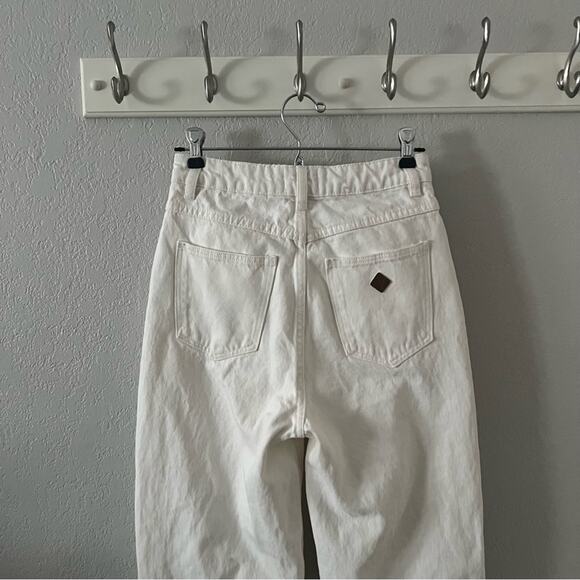 Abrand A '94 High & Wide Distressed Jeans in White Wash - Picture 5 of 8